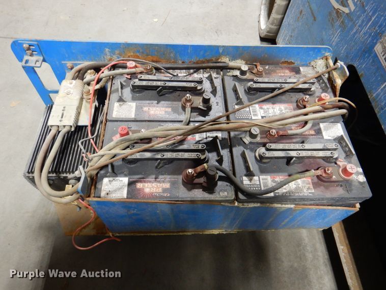 image for item DK1262 Genie GS2632  scissor lift