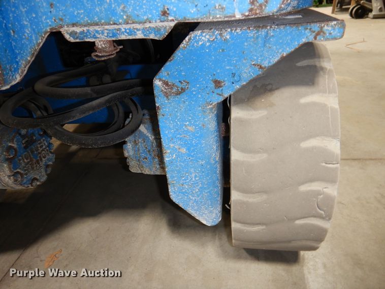 image for item DK1262 Genie GS2632  scissor lift