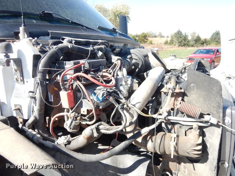 image for item DK3089 2005 Chevrolet C4500  Crew Cab dump truck