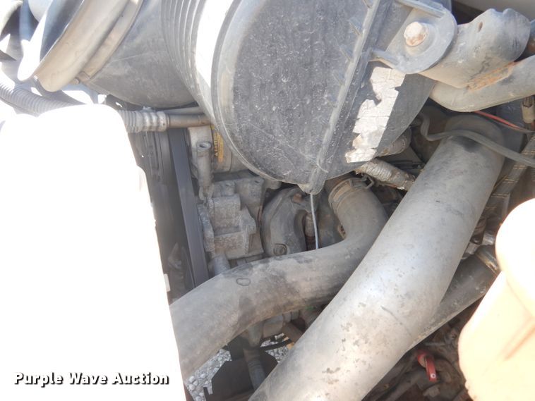 image for item DK3089 2005 Chevrolet C4500  Crew Cab dump truck