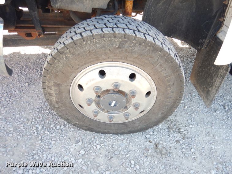 image for item DK3089 2005 Chevrolet C4500  Crew Cab dump truck