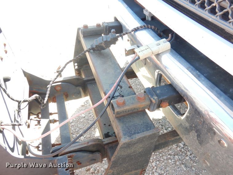 image for item DK3089 2005 Chevrolet C4500  Crew Cab dump truck