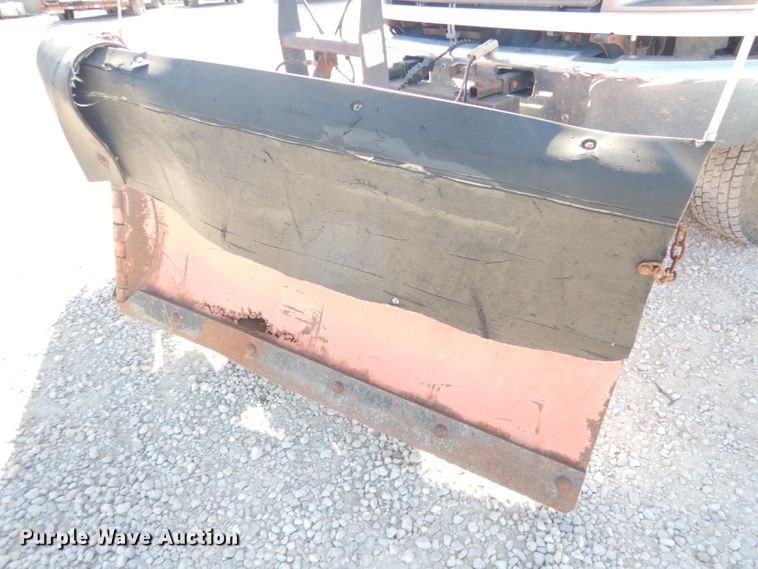 image for item DK3089 2005 Chevrolet C4500  Crew Cab dump truck