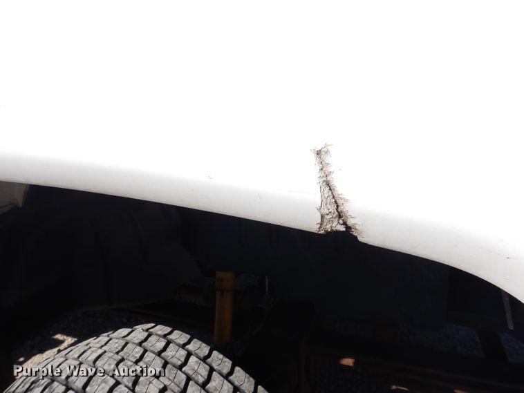 image for item DK3089 2005 Chevrolet C4500  Crew Cab dump truck