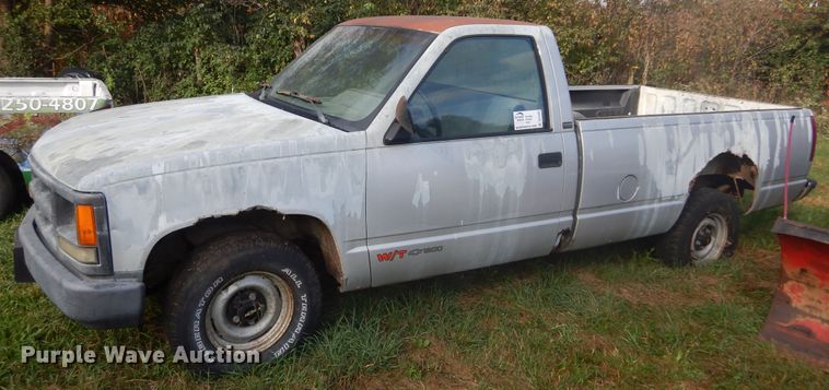 image for item DL6402 1992 Chevrolet C1500  pickup truck