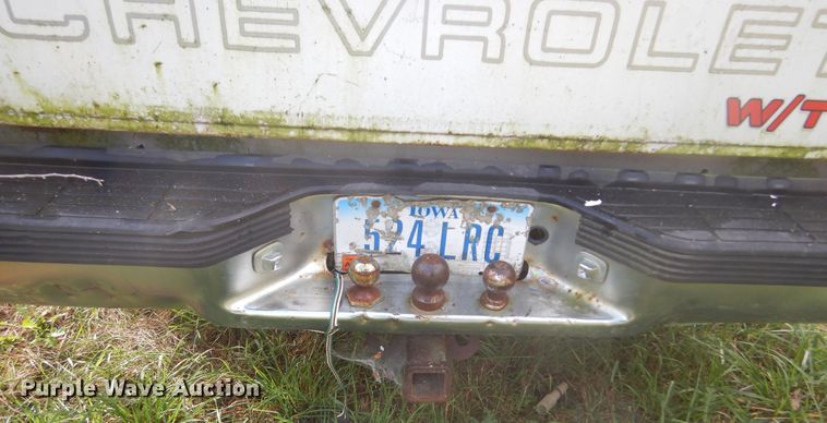 image for item DL6402 1992 Chevrolet C1500  pickup truck