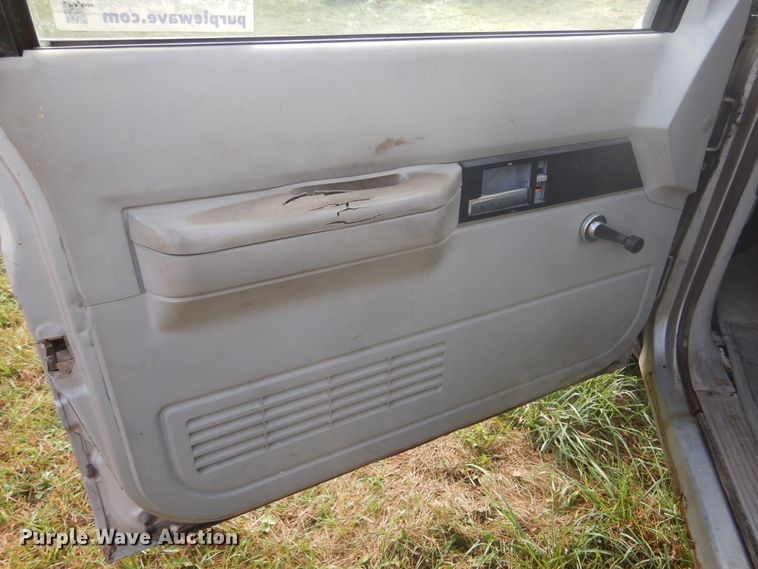 image for item DL6402 1992 Chevrolet C1500  pickup truck