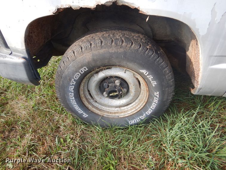 image for item DL6402 1992 Chevrolet C1500  pickup truck