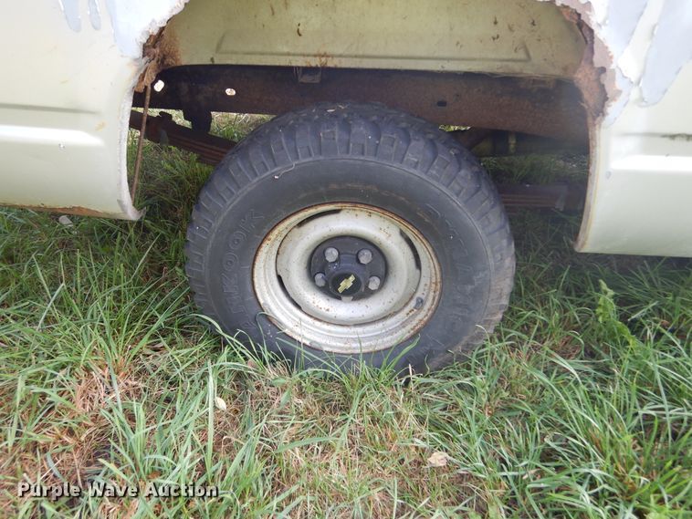 image for item DL6402 1992 Chevrolet C1500  pickup truck