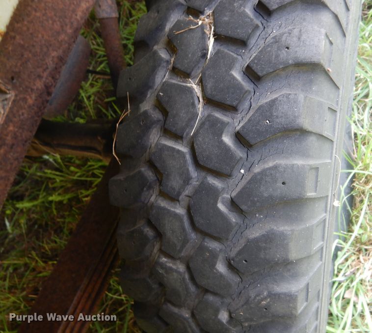 image for item DL6402 1992 Chevrolet C1500  pickup truck