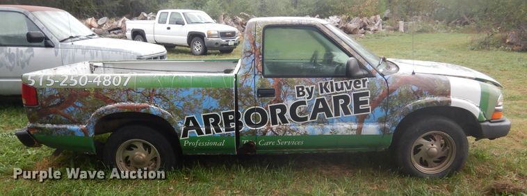 image for item DL6403 1998 Chevrolet S10  pickup truck