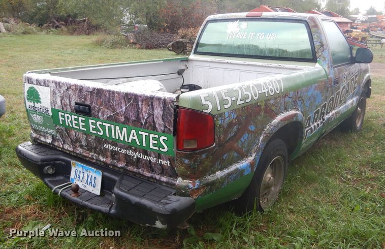 image for item DL6403 1998 Chevrolet S10  pickup truck