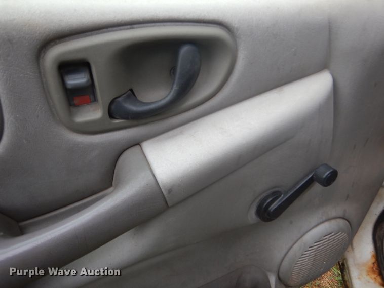 image for item DL6403 1998 Chevrolet S10  pickup truck