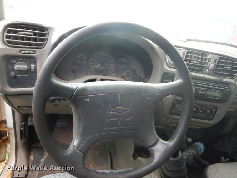 image for item DL6403 1998 Chevrolet S10  pickup truck