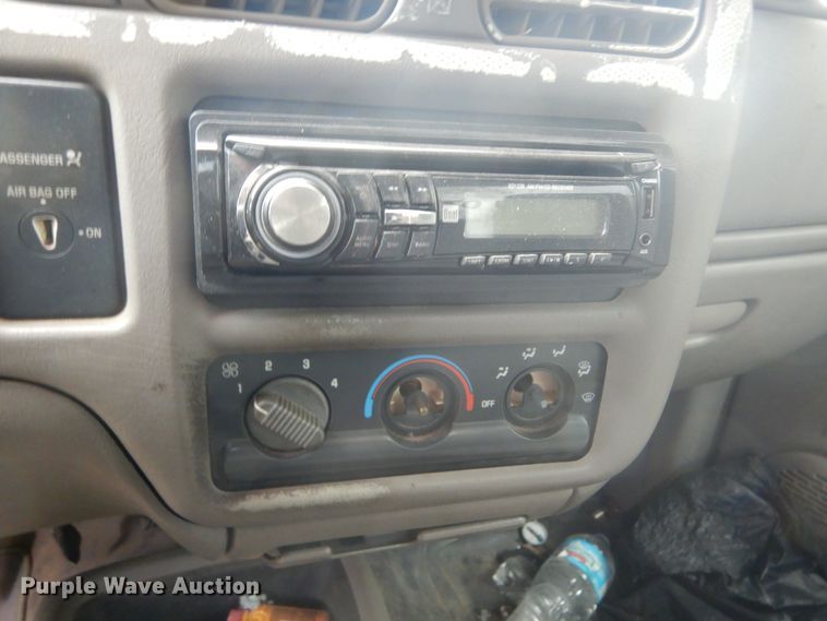 image for item DL6403 1998 Chevrolet S10  pickup truck