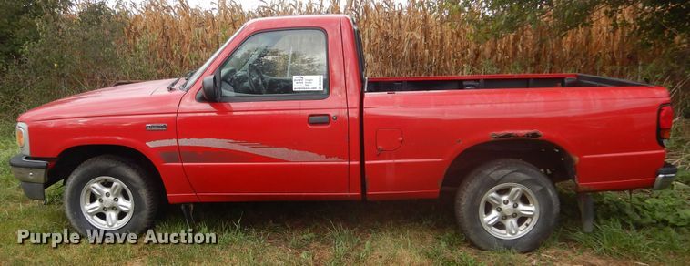 image for item DL6404 1997 Mazda B2300  pickup truck