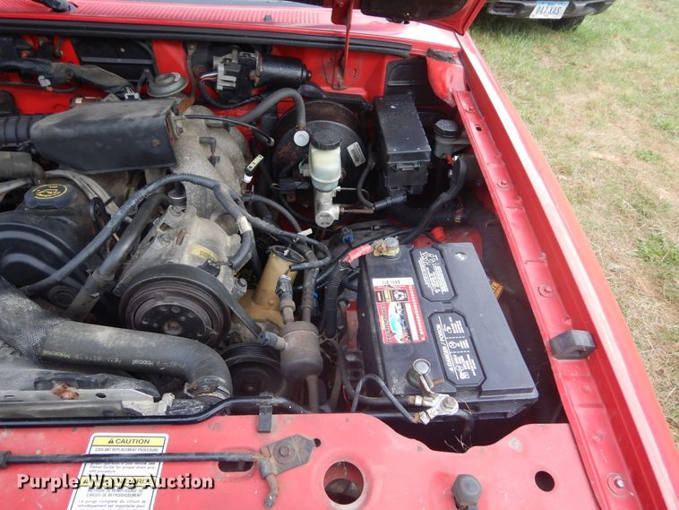 image for item DL6404 1997 Mazda B2300  pickup truck