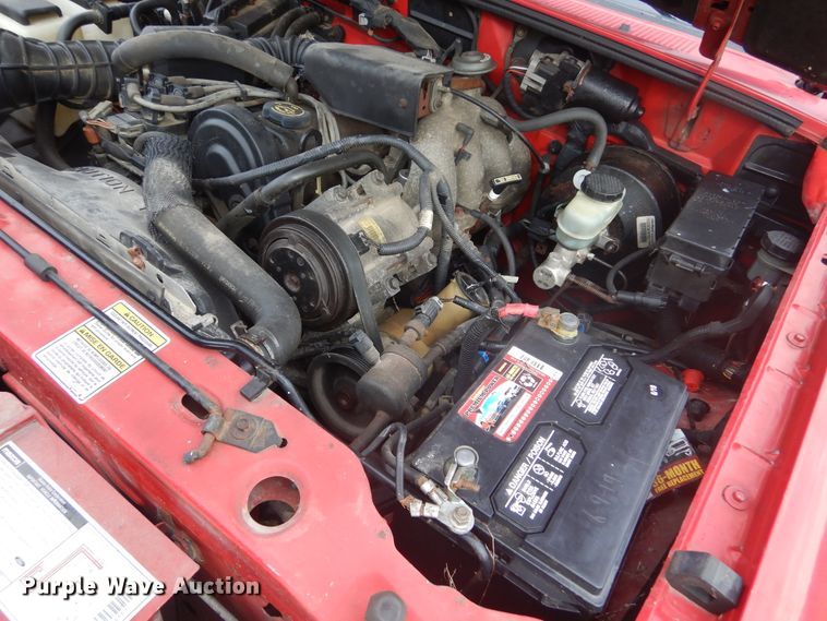 image for item DL6404 1997 Mazda B2300  pickup truck