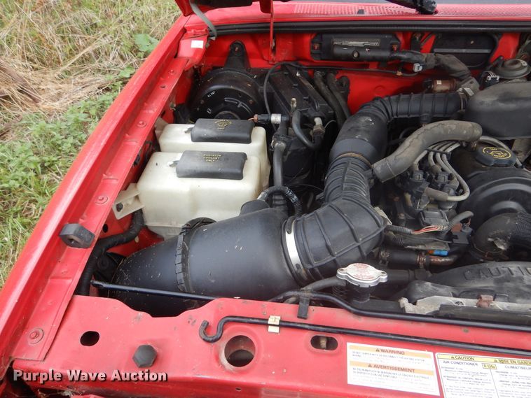 image for item DL6404 1997 Mazda B2300  pickup truck