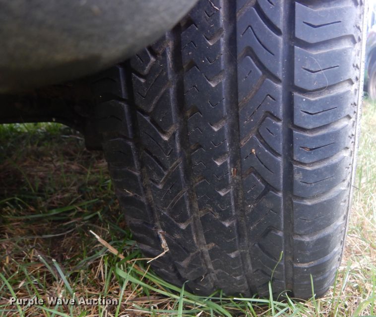 image for item DL6404 1997 Mazda B2300  pickup truck