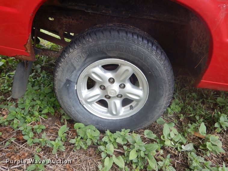 image for item DL6404 1997 Mazda B2300  pickup truck