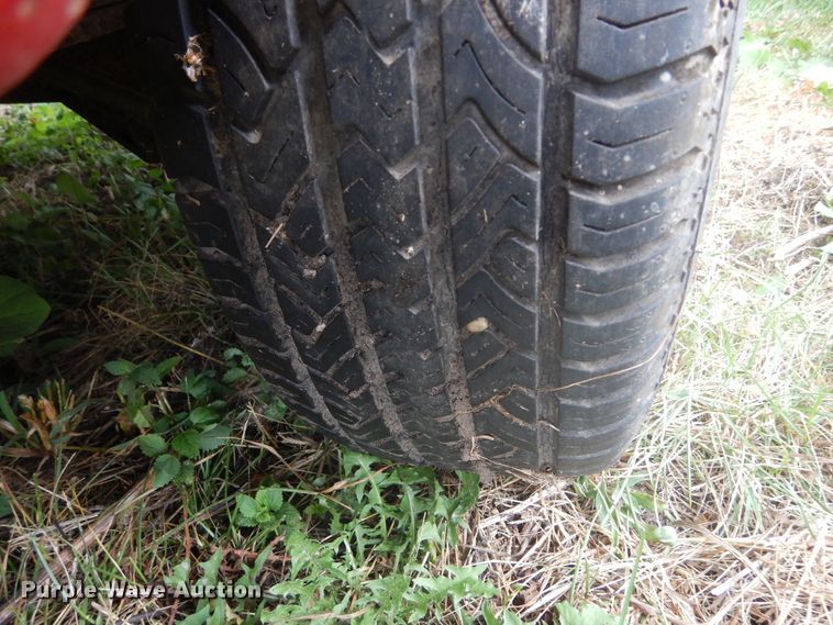 image for item DL6404 1997 Mazda B2300  pickup truck