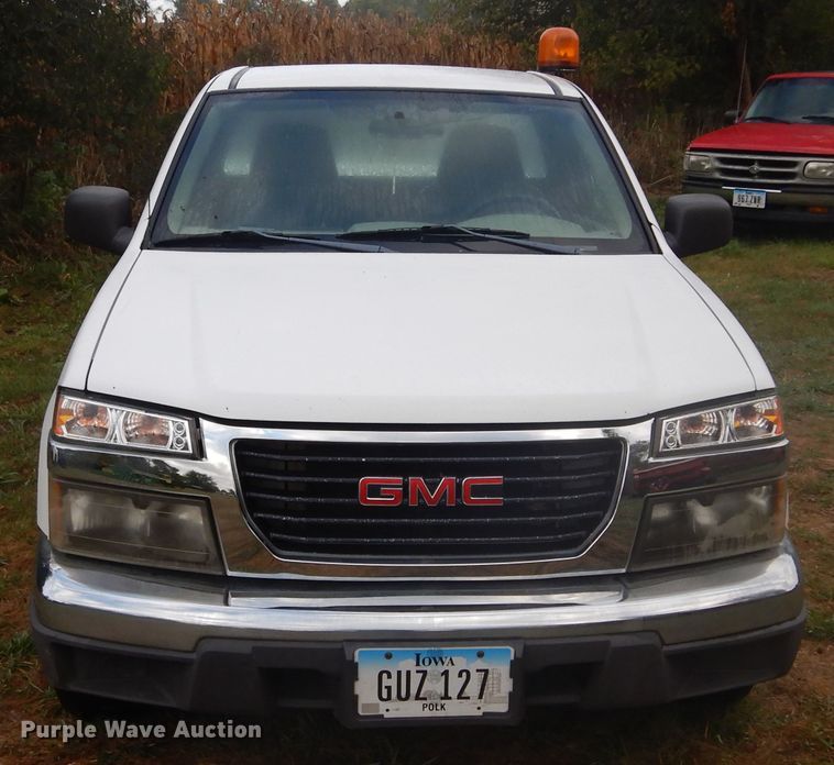 image for item DL6407 2004 GMC Canyon  pickup truck