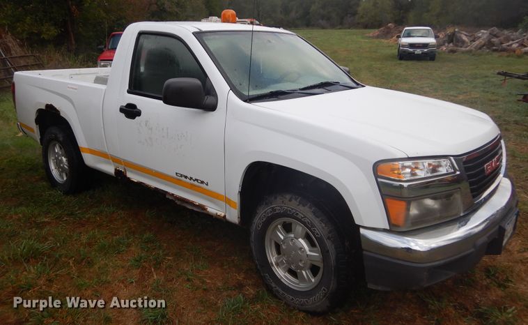 image for item DL6407 2004 GMC Canyon  pickup truck