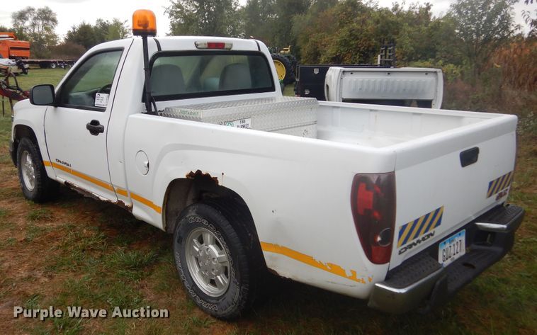 image for item DL6407 2004 GMC Canyon  pickup truck