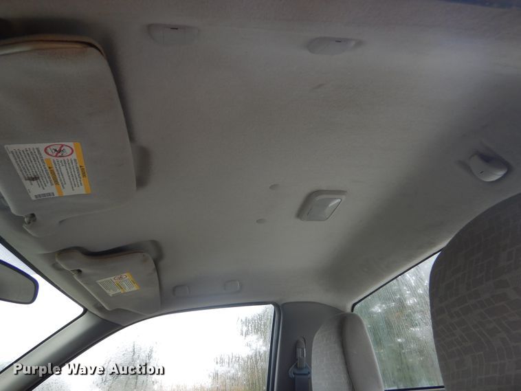 image for item DL6407 2004 GMC Canyon  pickup truck