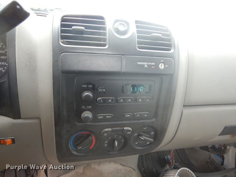 image for item DL6407 2004 GMC Canyon  pickup truck