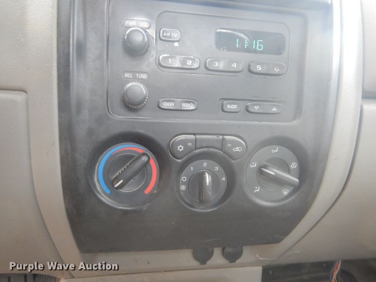 image for item DL6407 2004 GMC Canyon  pickup truck