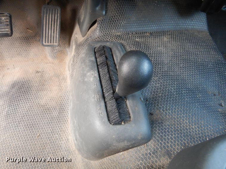 image for item DL6408 2005 GMC Sierra 1500  Ext. Cab pickup truck