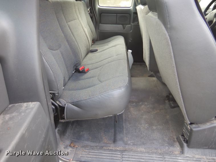 image for item DL6408 2005 GMC Sierra 1500  Ext. Cab pickup truck