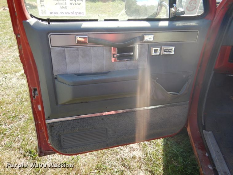 image for item DL6418 1988 Chevrolet Blazer  SUV