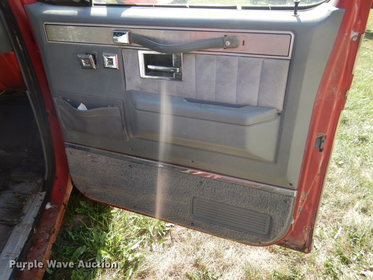 image for item DL6418 1988 Chevrolet Blazer  SUV