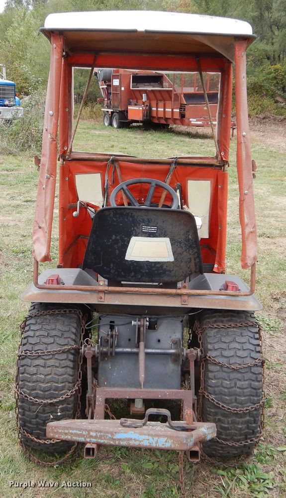 image for item DL6426 Yard Boss GT1855  lawn mower