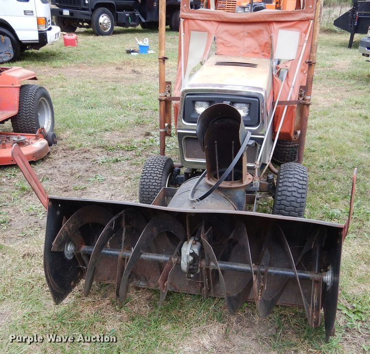 image for item DL6426 Yard Boss GT1855  lawn mower