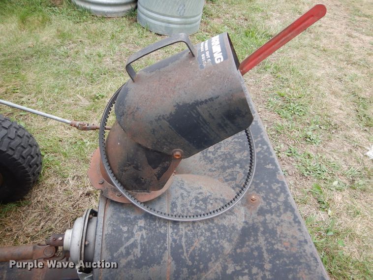 image for item DL6426 Yard Boss GT1855  lawn mower