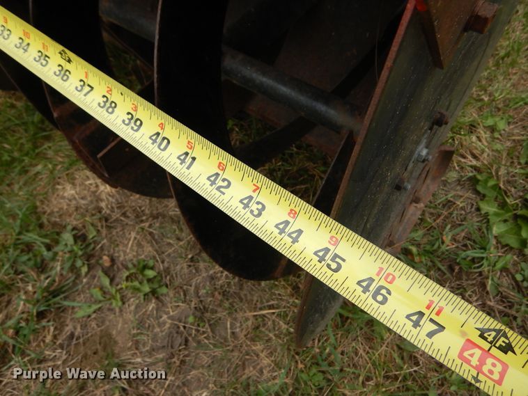 image for item DL6426 Yard Boss GT1855  lawn mower