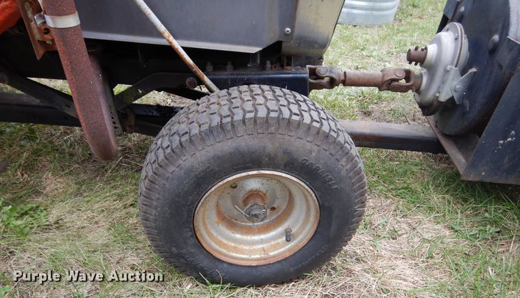 image for item DL6426 Yard Boss GT1855  lawn mower