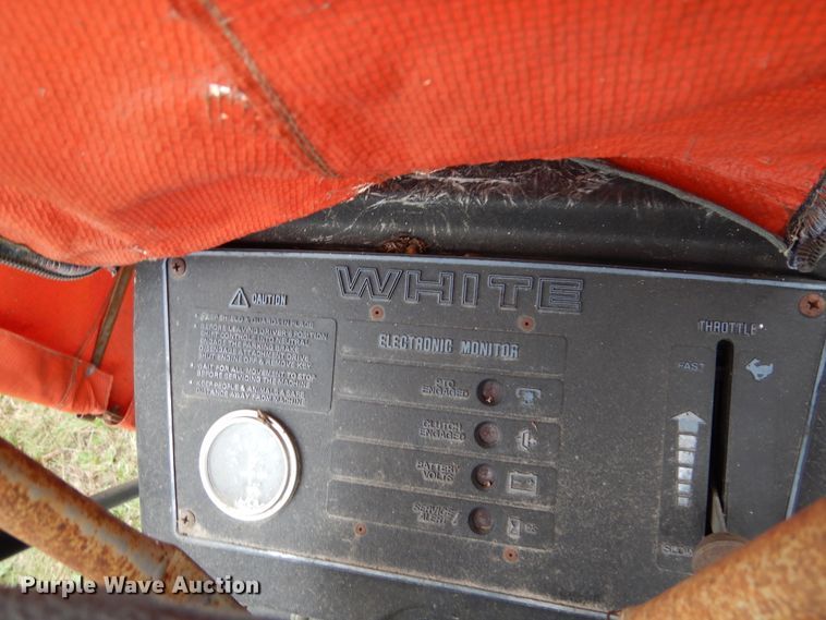 image for item DL6426 Yard Boss GT1855  lawn mower