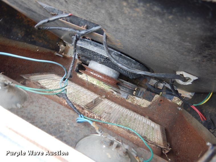 image for item DL6426 Yard Boss GT1855  lawn mower