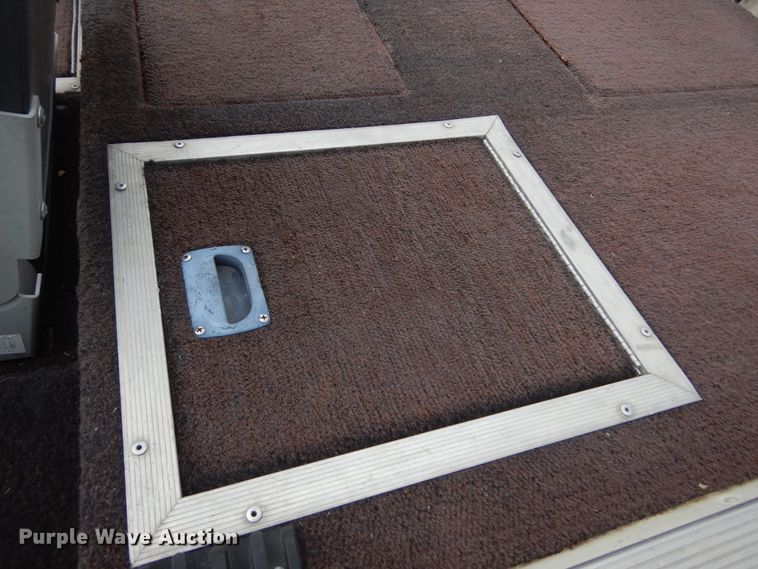 image for item DL6436 1986 Bass Tracker Tournament V-17  boat