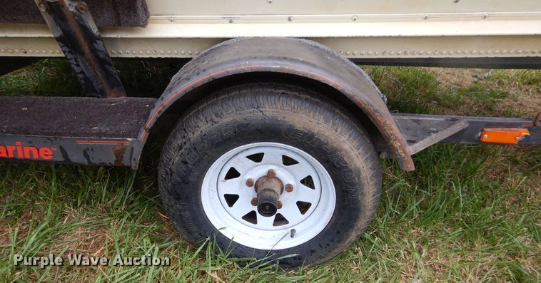 image for item DL6436 1986 Bass Tracker Tournament V-17  boat