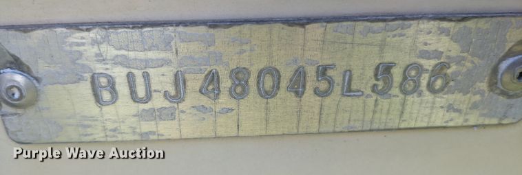 image for item DL6436 1986 Bass Tracker Tournament V-17  boat