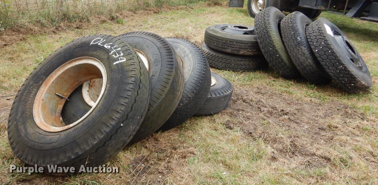 image for item DL6439 (9) tires and wheels