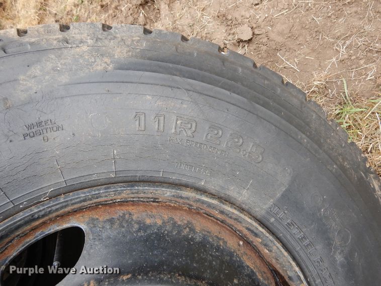 image for item DL6439 (9) tires and wheels