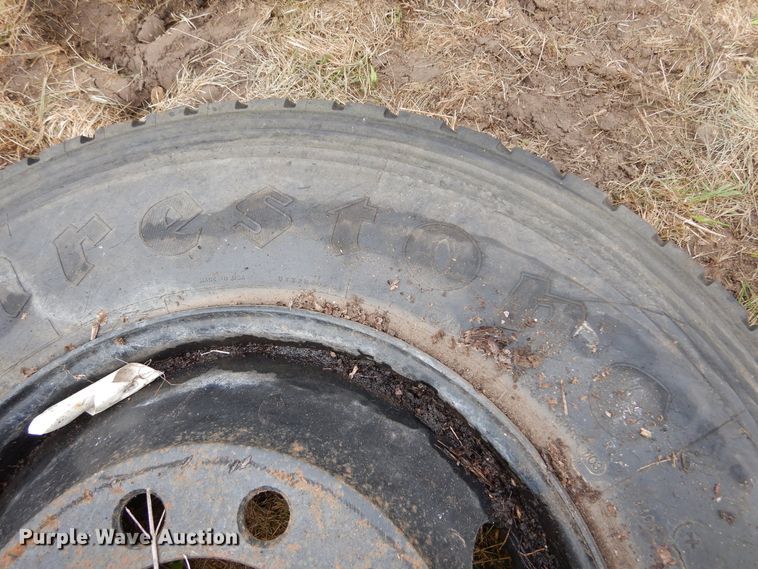 image for item DL6439 (9) tires and wheels