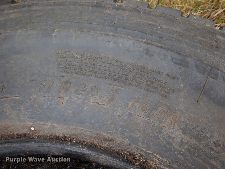 image for item DL6439 (9) tires and wheels